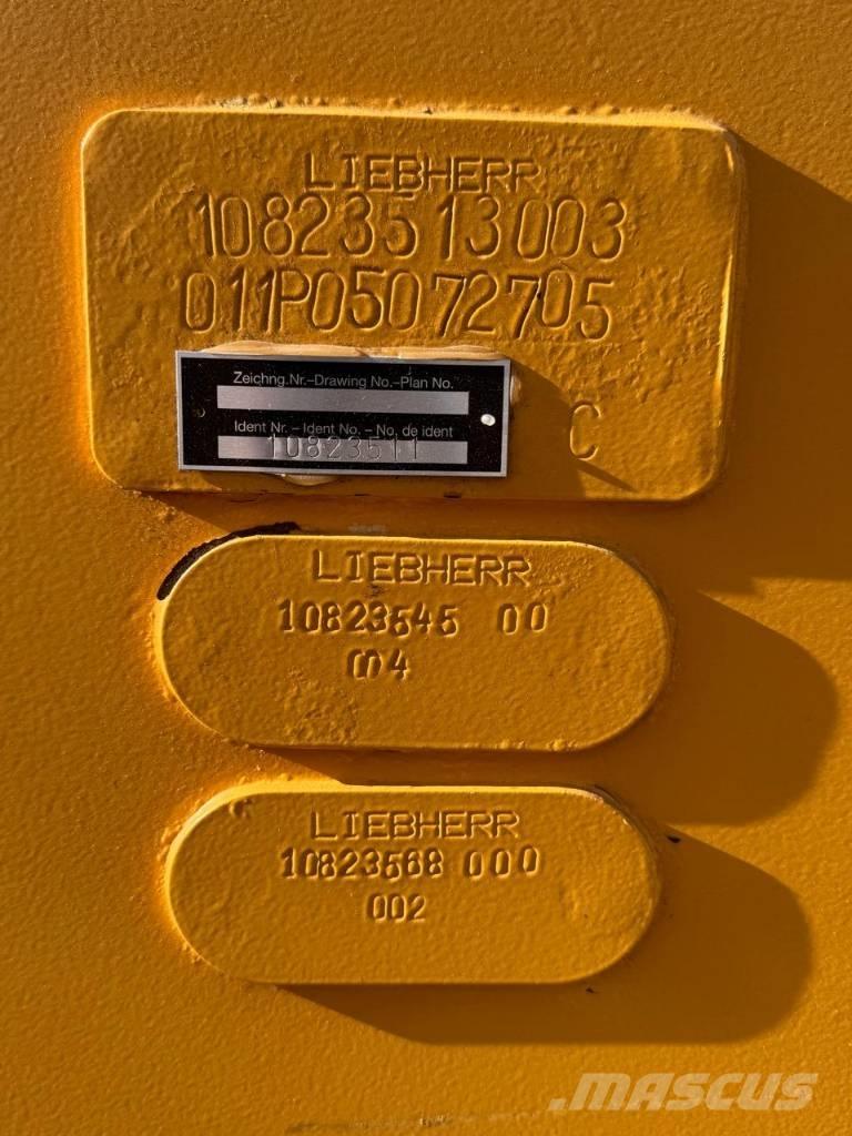Liebherr R 936 LC Sijos ir savivarčiai