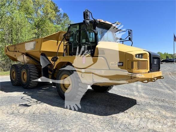 CAT 730 Karjeriniai savivarčiai