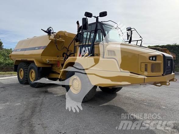 CAT 730C2 Vandens sunkvežimiai