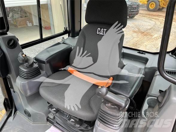 CAT D3 LGP Vikšriniai buldozeriai