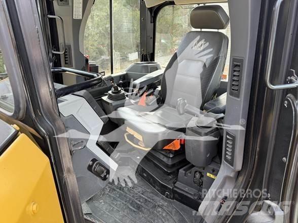 CAT D6 Vikšriniai buldozeriai