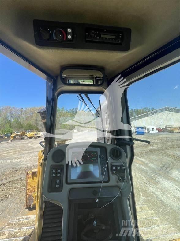 CAT D6T XL Vikšriniai buldozeriai