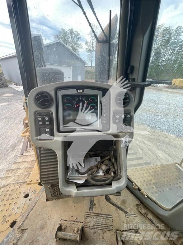 CAT D6T XL Vikšriniai buldozeriai