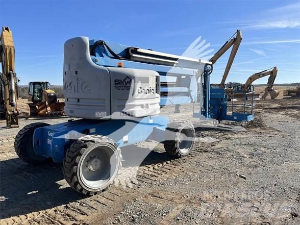 Genie Z60/34 Alkūniniai keltuvai