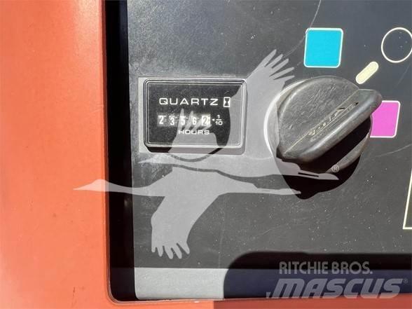 JLG 450AJ Alkūniniai keltuvai