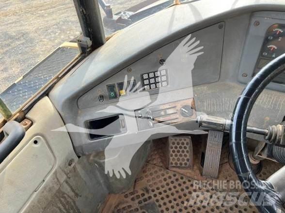 Volvo A25D Karjeriniai savivarčiai