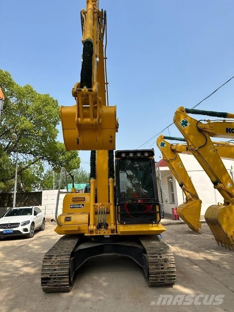 Komatsu PC 130 Vikšriniai ekskavatoriai