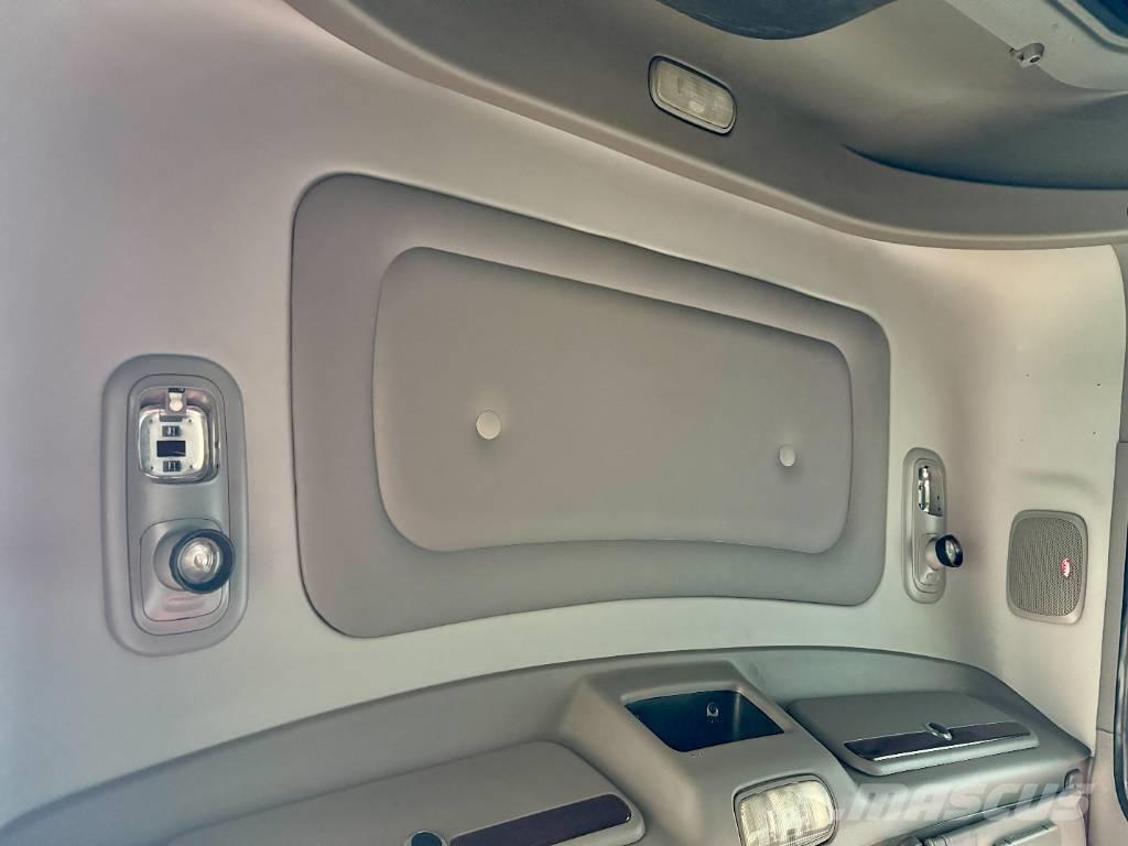 Peterbilt 388 Naudoti vilkikai