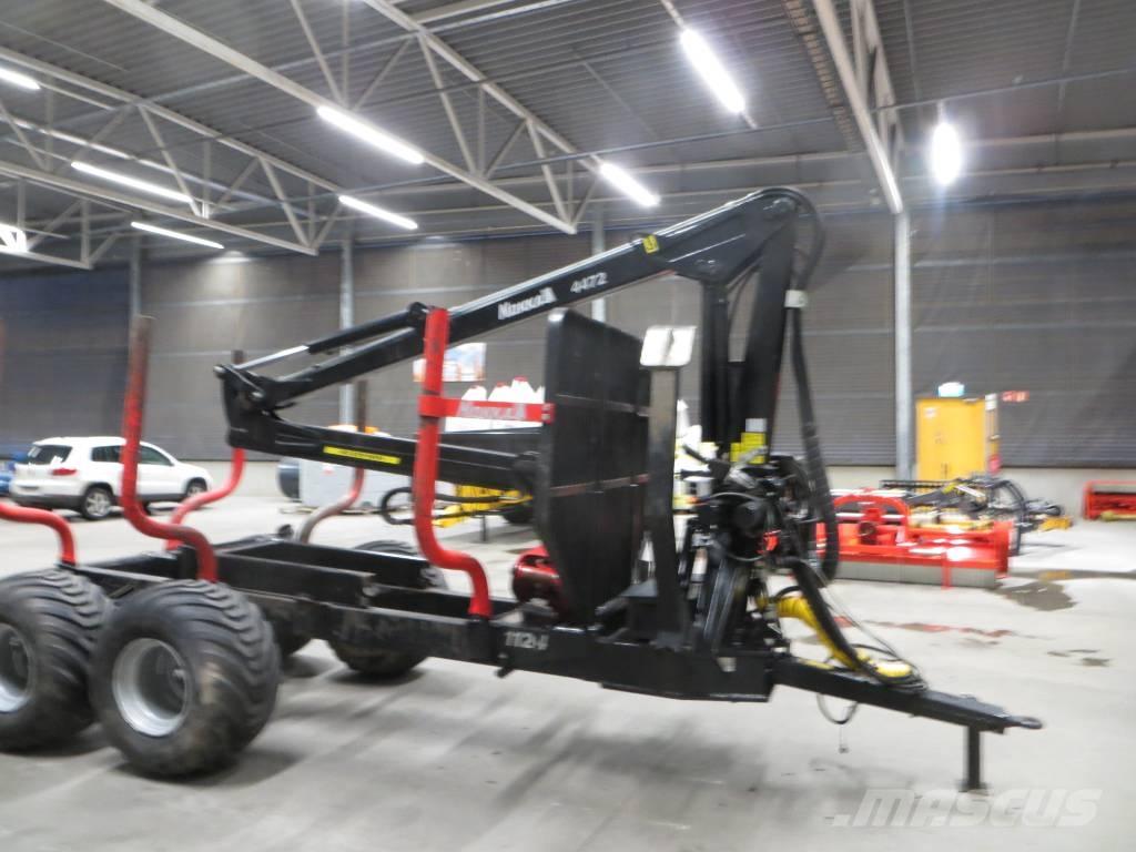 Nokka 4472 + MV1124 Miškovežių priekabos