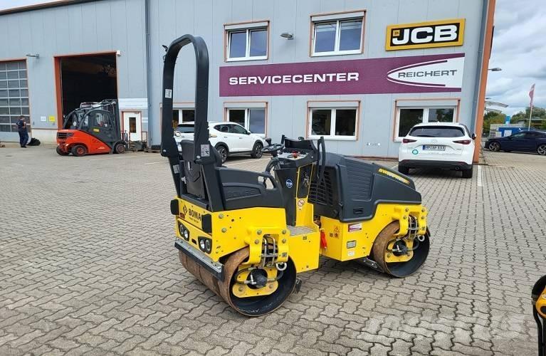 Bomag BW 100 AD M-5 Porinių būgnų volai