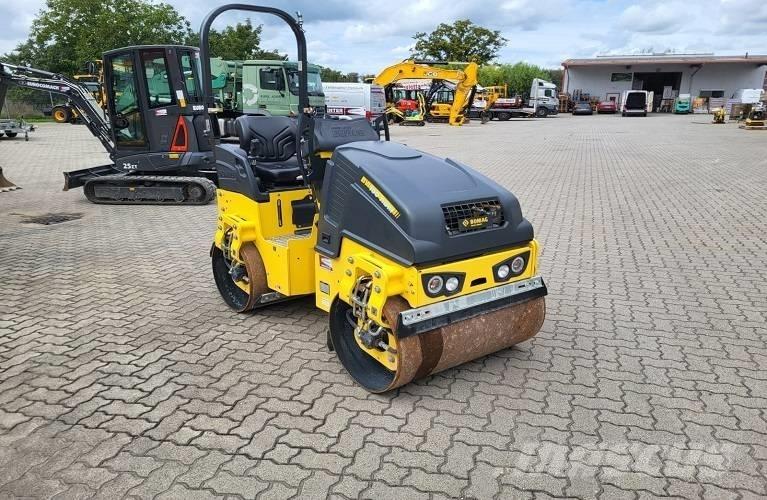 Bomag BW 100 AD M-5 Porinių būgnų volai