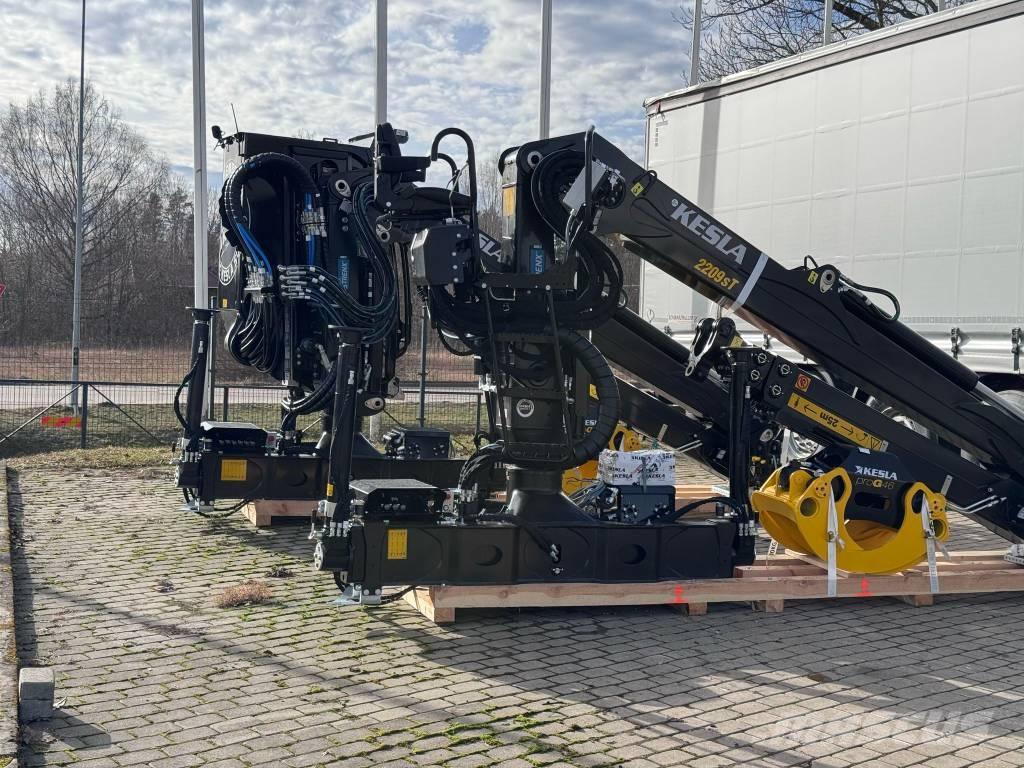 Kesla 2209ST Medienos kranai