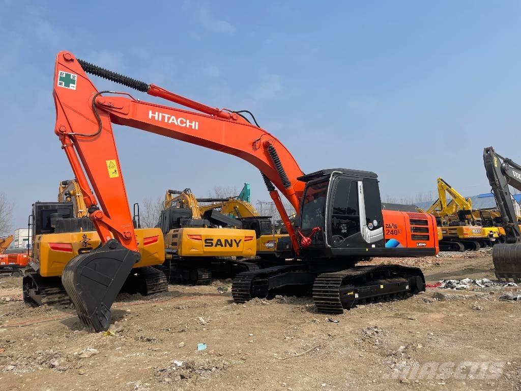 Hitachi ZX 240 Vikšriniai ekskavatoriai