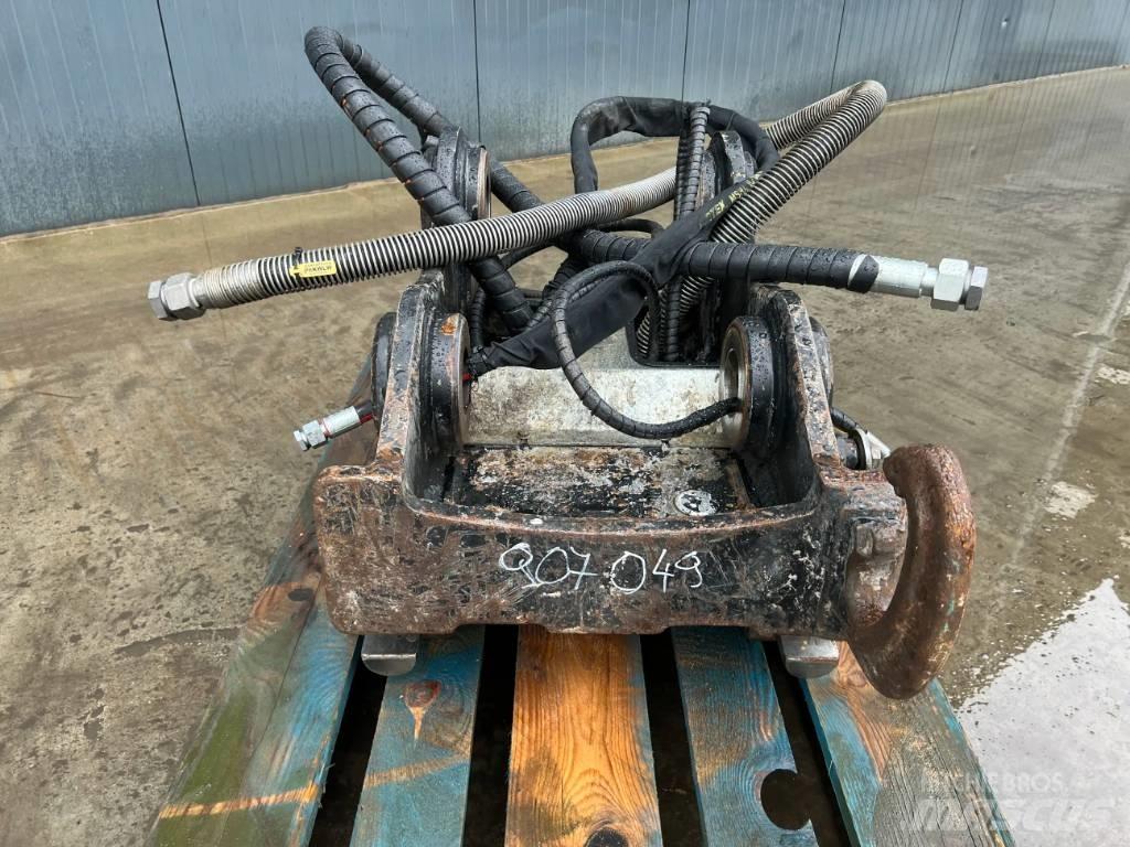 OilQuick OQ80 - M322D Greito sujungimo jungtys