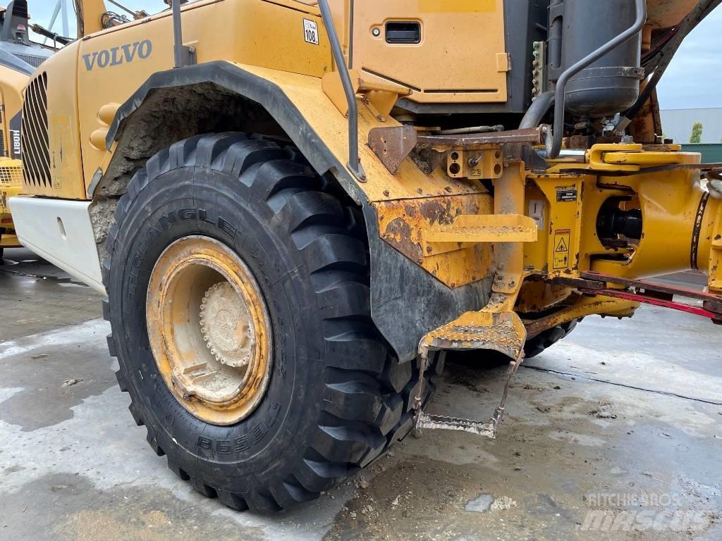 Volvo A 30 E Karjeriniai savivarčiai