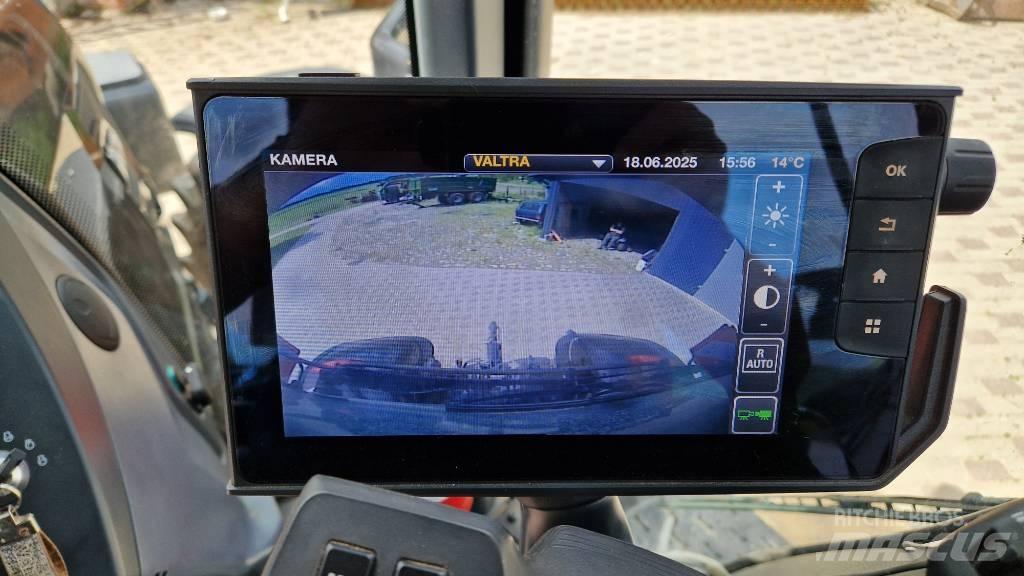 Valtra Q 305 Traktoriai