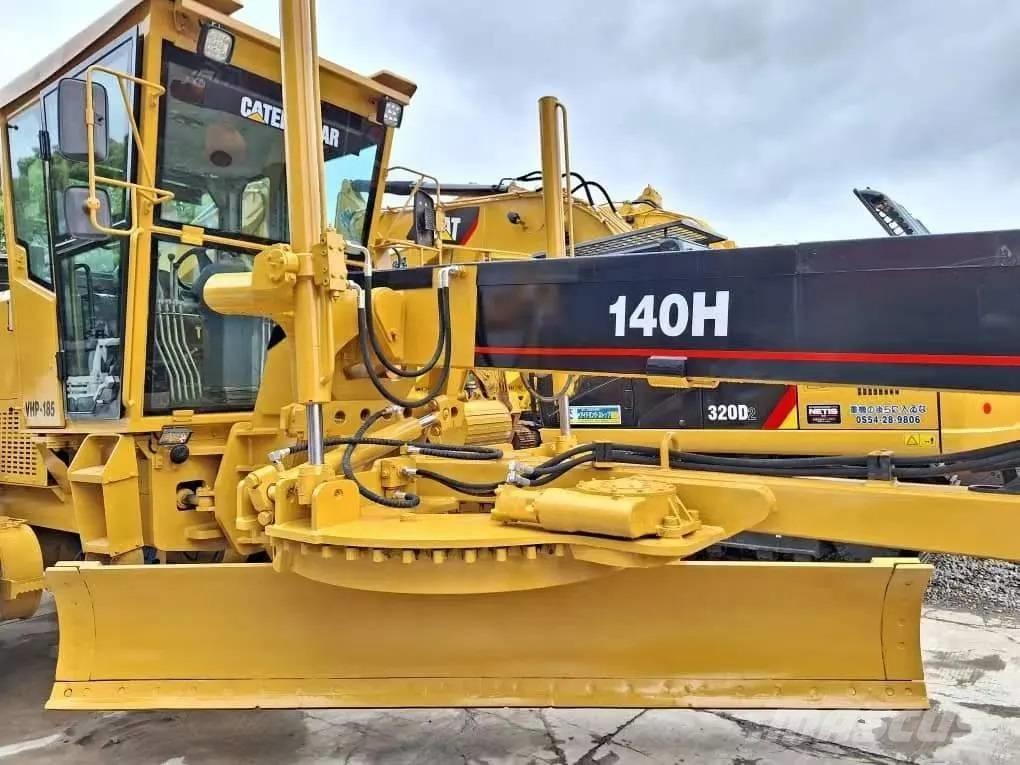 CAT 140H Greideriai