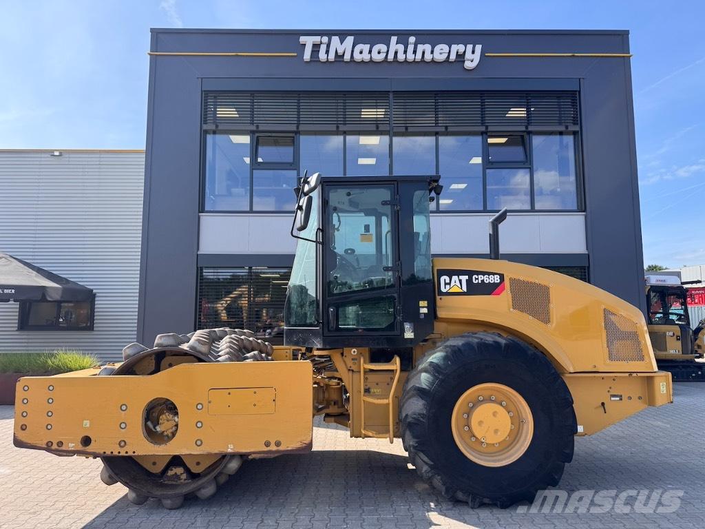 CAT CP 68 B Gruntiniai volai