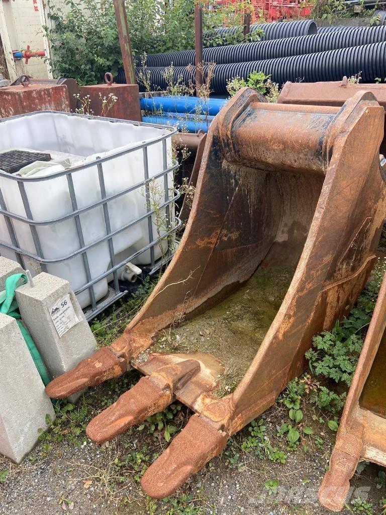 CAT 323 07B Vikšriniai ekskavatoriai