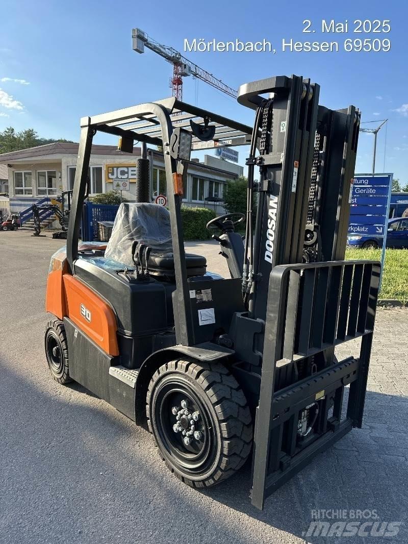 Doosan D30NXP Dyzeliniai krautuvai