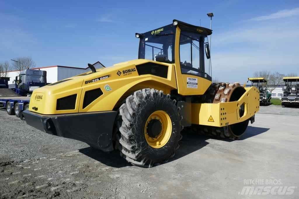 Bomag BW 219 PDH-5 Gruntiniai volai