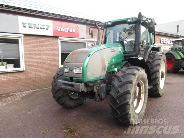 Valtra T190 Traktoriai