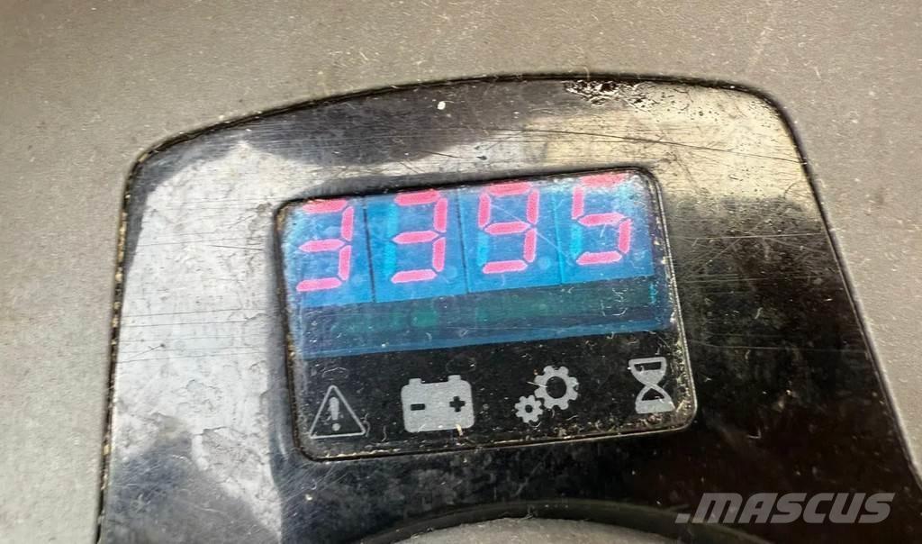 BT SWE200D Rankiniai vėžimėliai