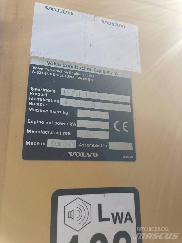 Volvo L 150 H Naudoti ratiniai krautuvai