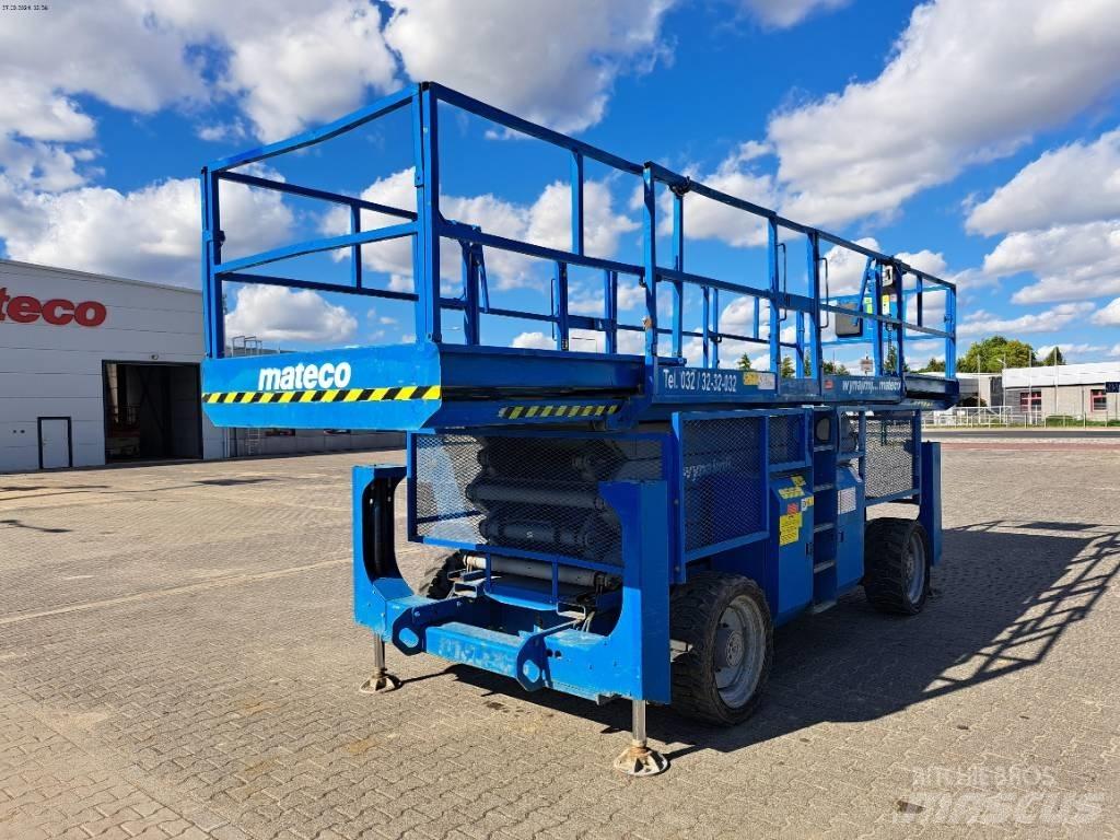 Genie GS 4390 RT Žirkliniai keltuvai