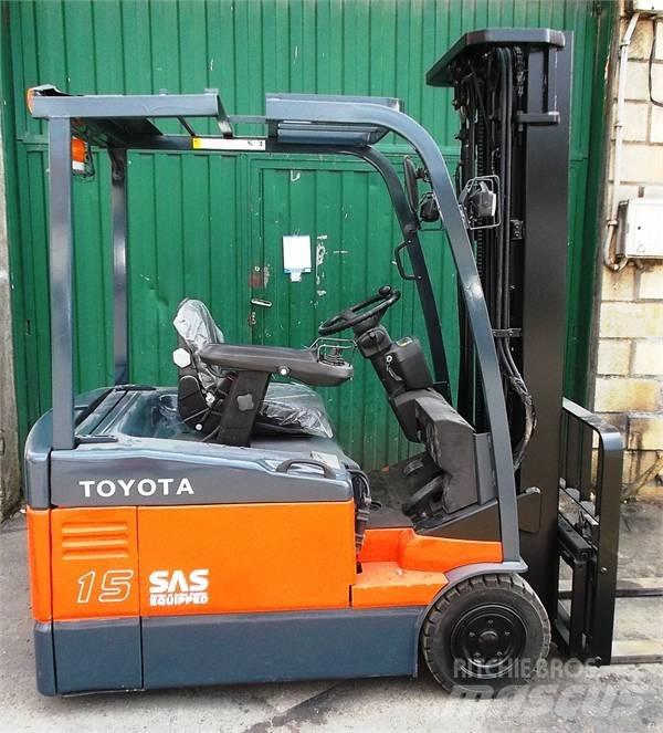 Toyota 7 FBEF 15 Elektriniai šakiniai krautuvai