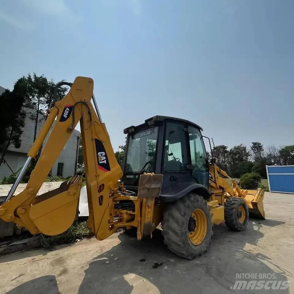 CAT 420 F Ekskavatoriniai krautuvai