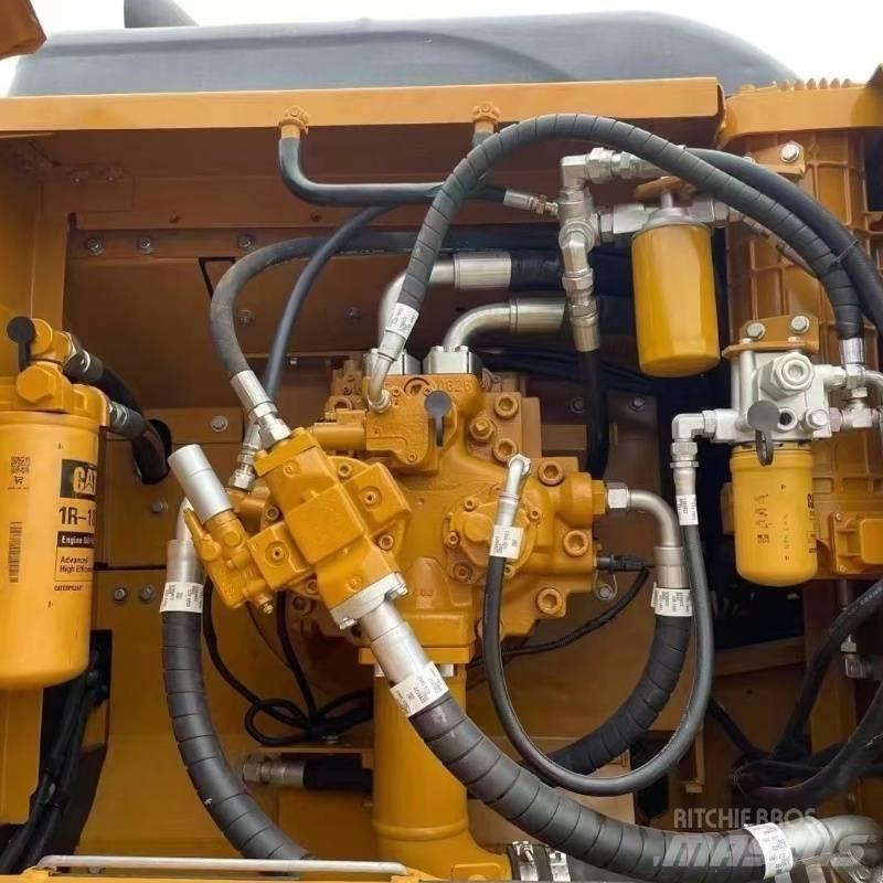 CAT 330 D Vikšriniai ekskavatoriai
