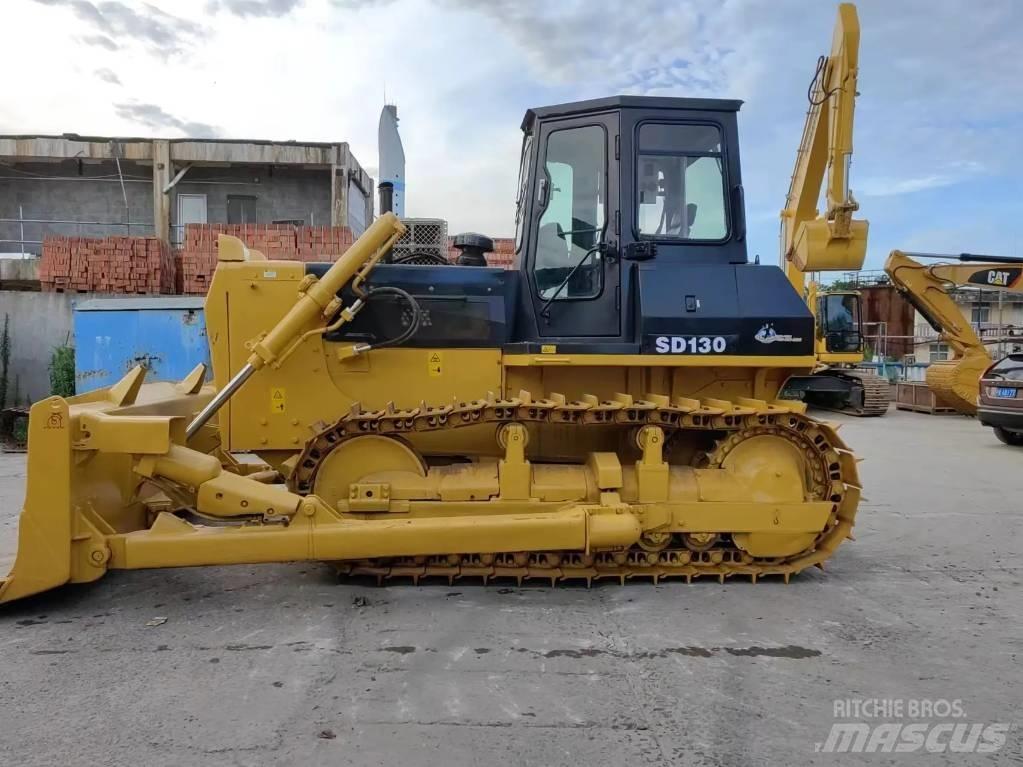 Shantui SD13 Vikšriniai buldozeriai
