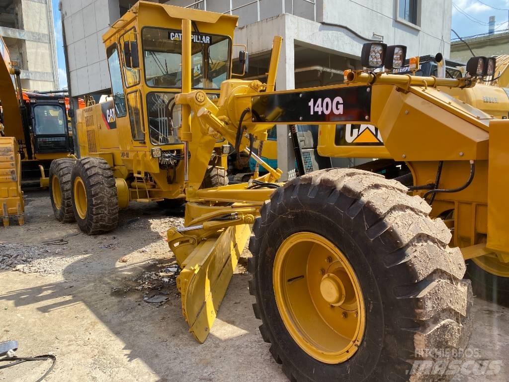 CAT 140 G Greideriai
