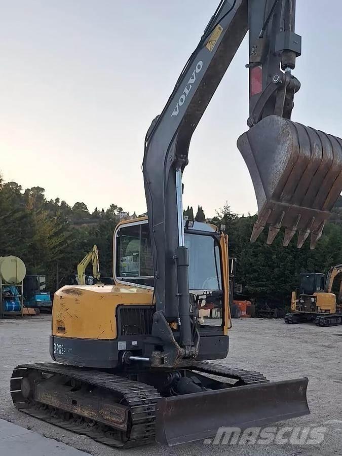 Volvo ECR88PLUS Vidutinės galios ekskavatoriai 7-12 t