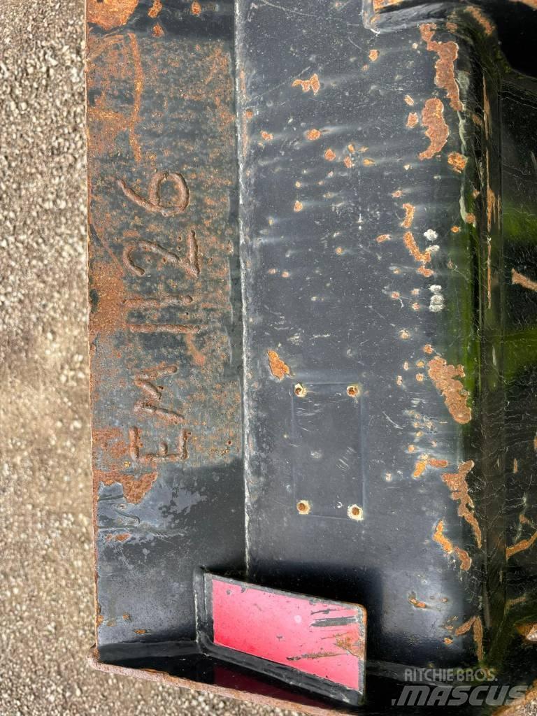 CAT 906M Naudoti ratiniai krautuvai