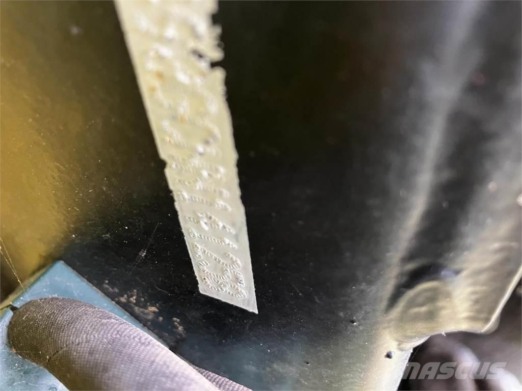 John Deere 9900i Pašarų ruošimo technika