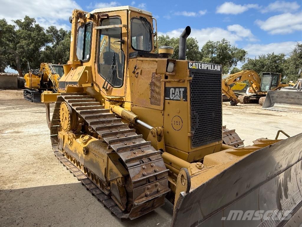CAT D 5 H Vikšriniai buldozeriai