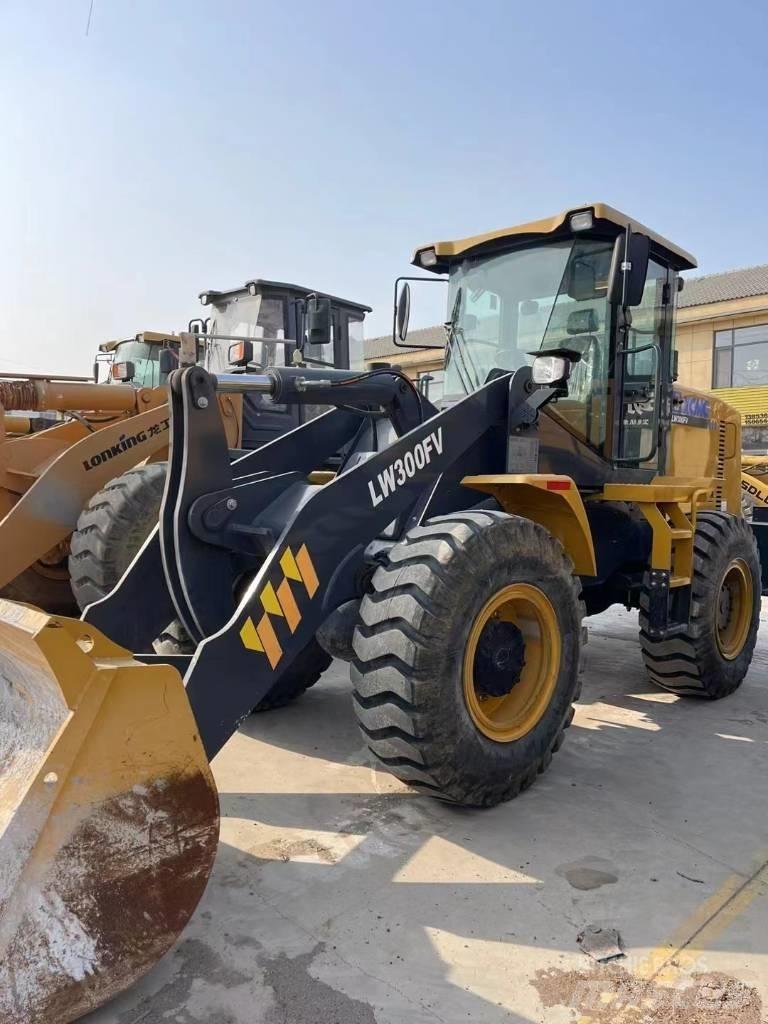 XCMG LW 300 FV Naudoti ratiniai krautuvai