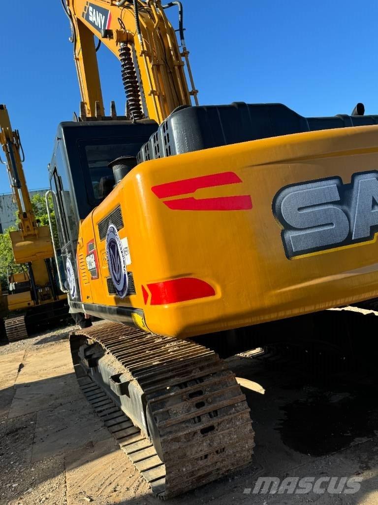 Sany SY 215 Vidutinės galios ekskavatoriai 7-12 t