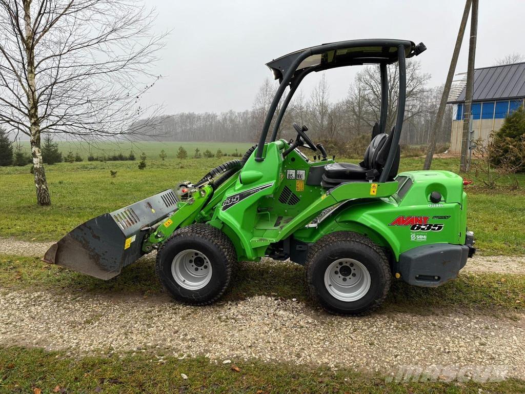 Avant 635 Naudoti ratiniai krautuvai