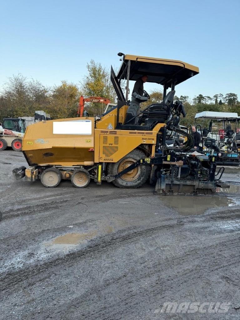 CAT AP 500 F Asfalto klotuvai