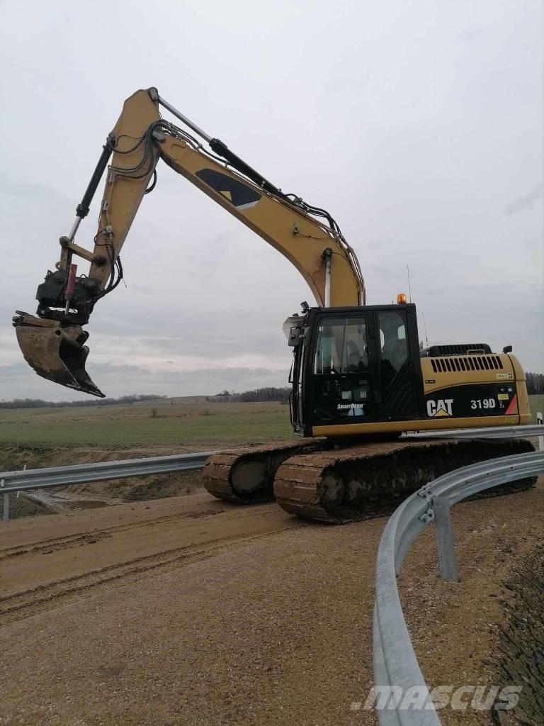 CAT 319 D L Vikšriniai ekskavatoriai