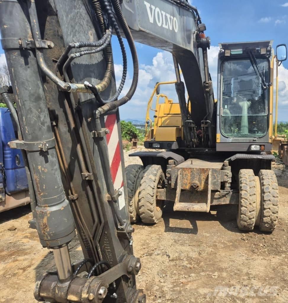 Volvo EW 145 Ratiniai ekskavatoriai