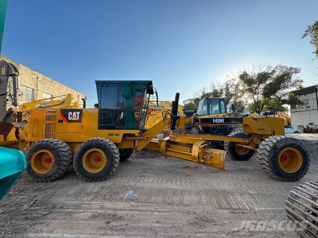 CAT 140 H Greideriai