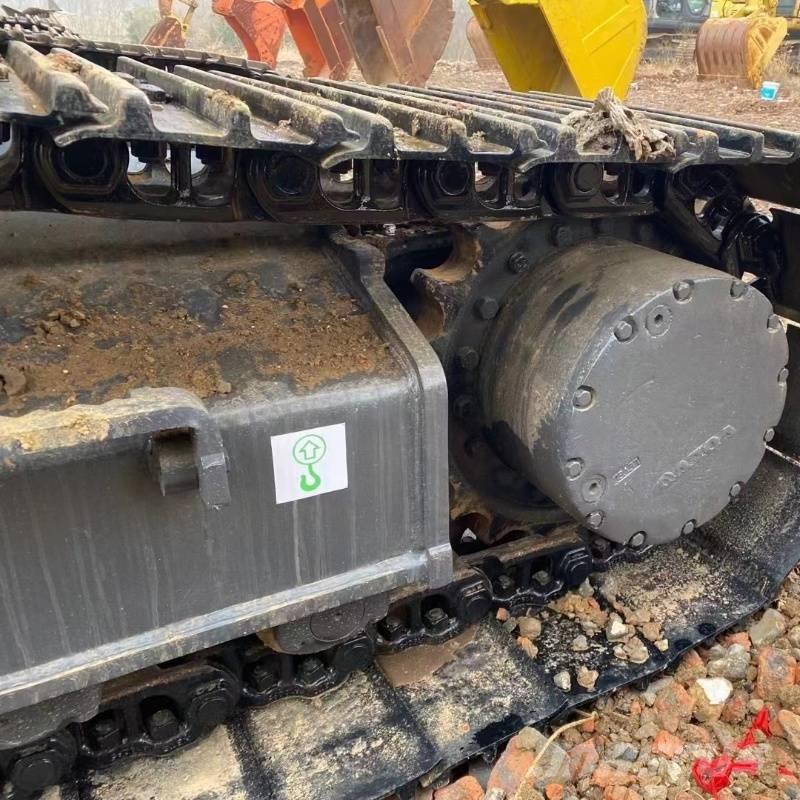 Volvo EC 240 Vikšriniai ekskavatoriai