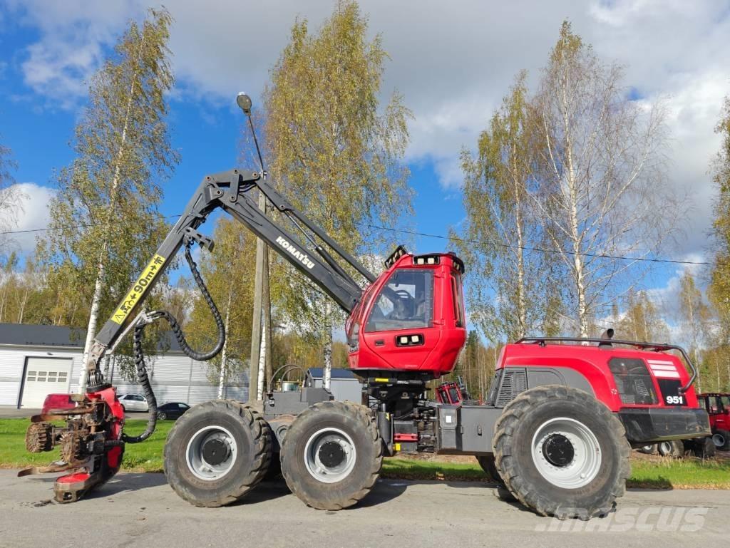 Komatsu 951 Miško technika (Harvesteriai)