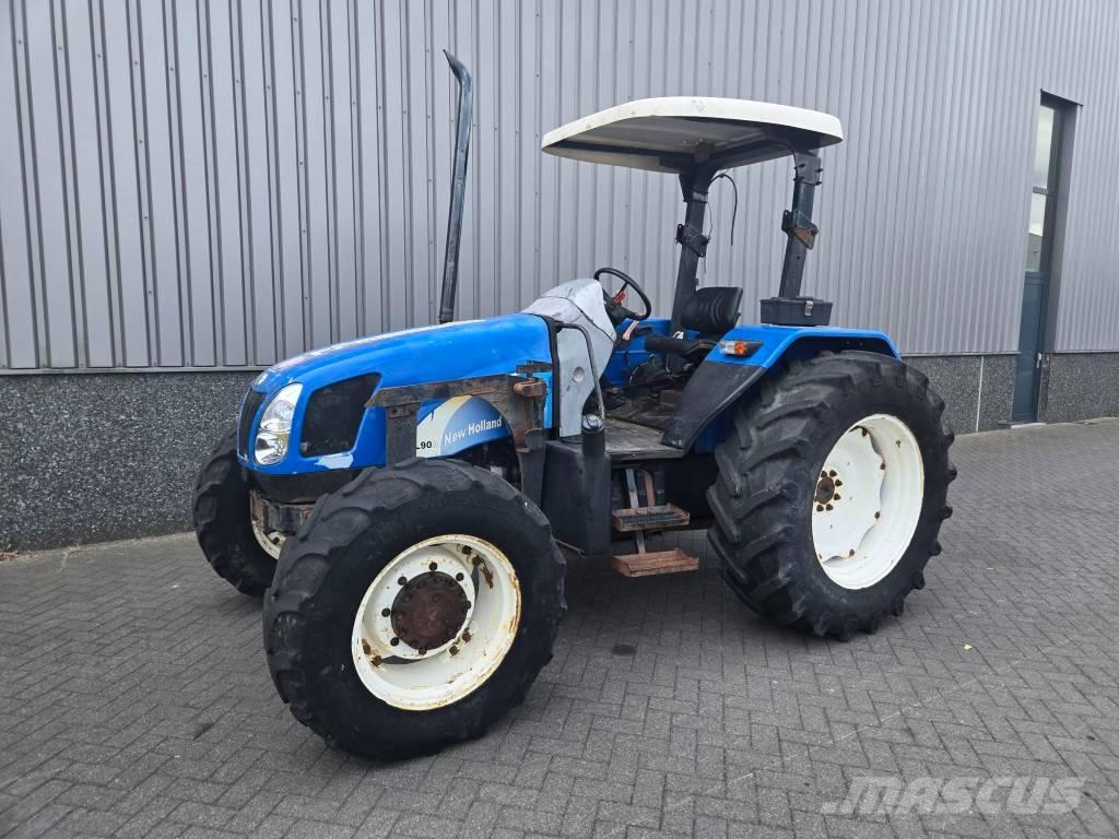 New Holland TL 90 A Traktoriai