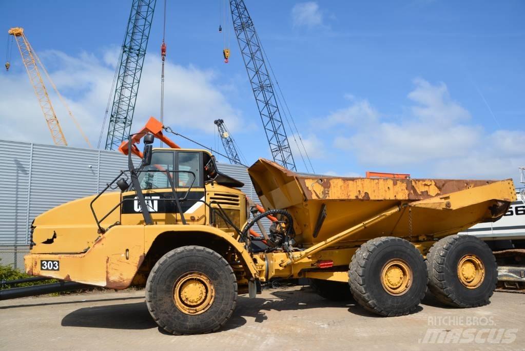 CAT 735 Karjeriniai savivarčiai