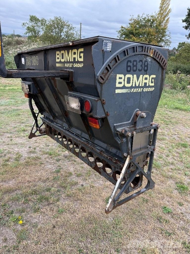 Bomag BS 180 Porinių būgnų volai